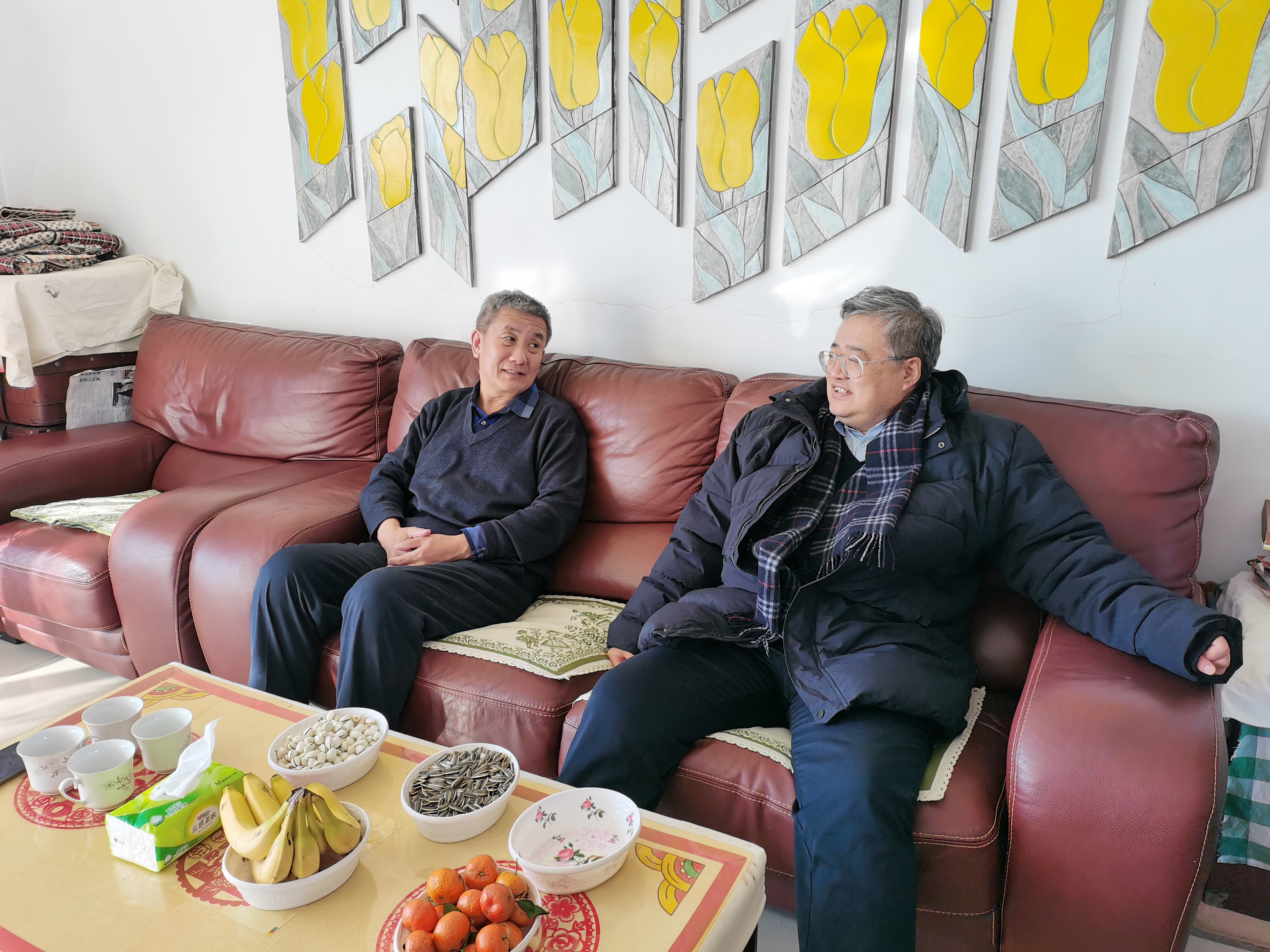 沈阳分院领导走访慰问离退休老干部、困难党员及困难职工
