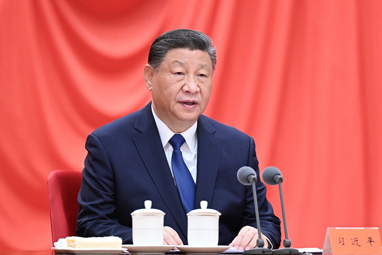 习近平：把中央八项规定作为铁规矩、硬杠杠